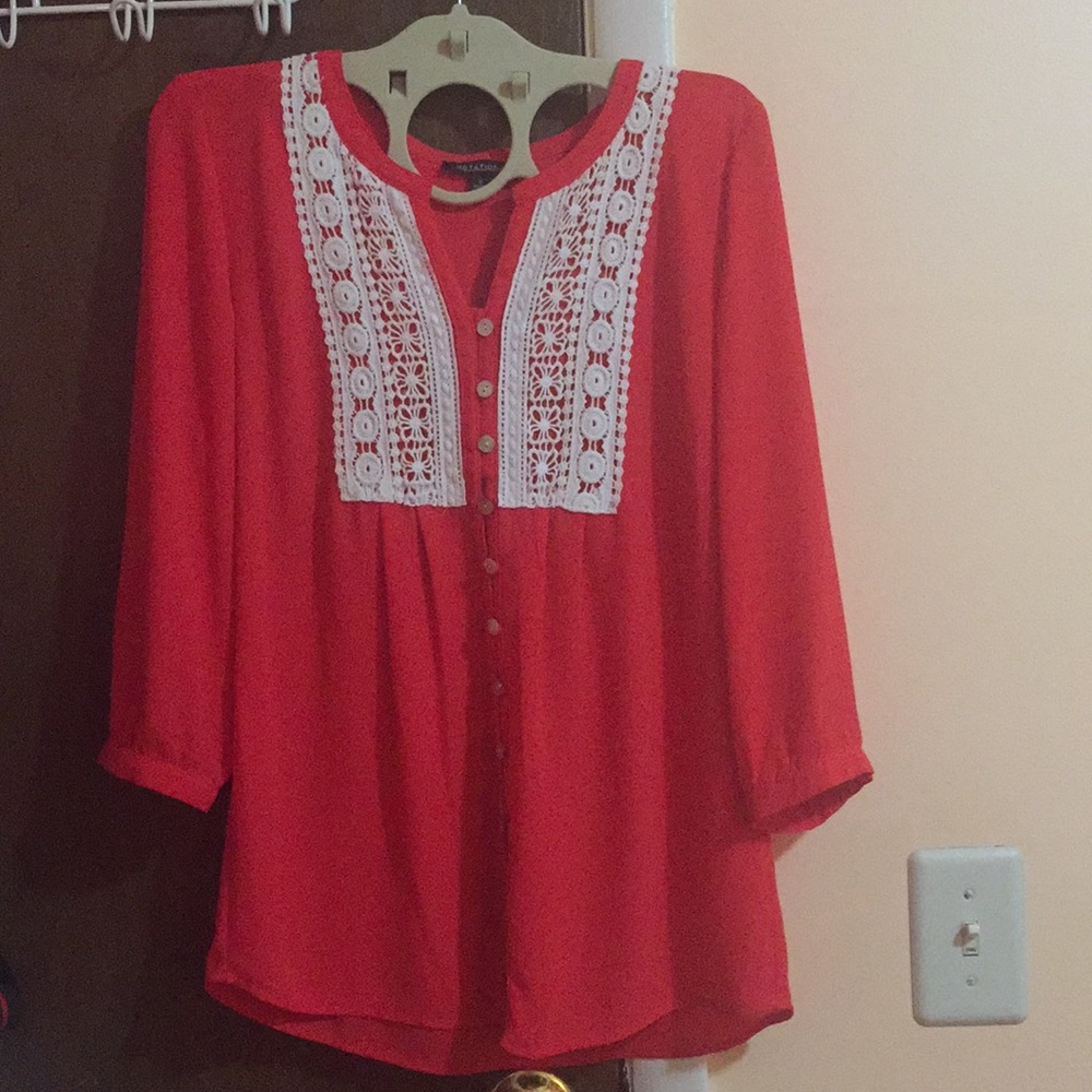 3/$9 Super cute button up blouse